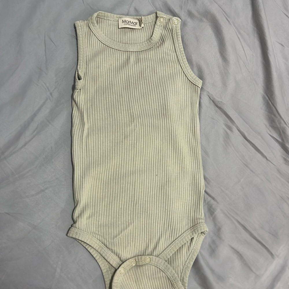 Marmar baby romper size 9 months